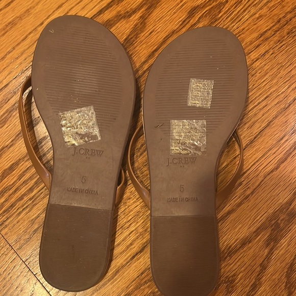 J Crew Woman’s Brown Flip Flops Size 5 - Picture 5 of 6